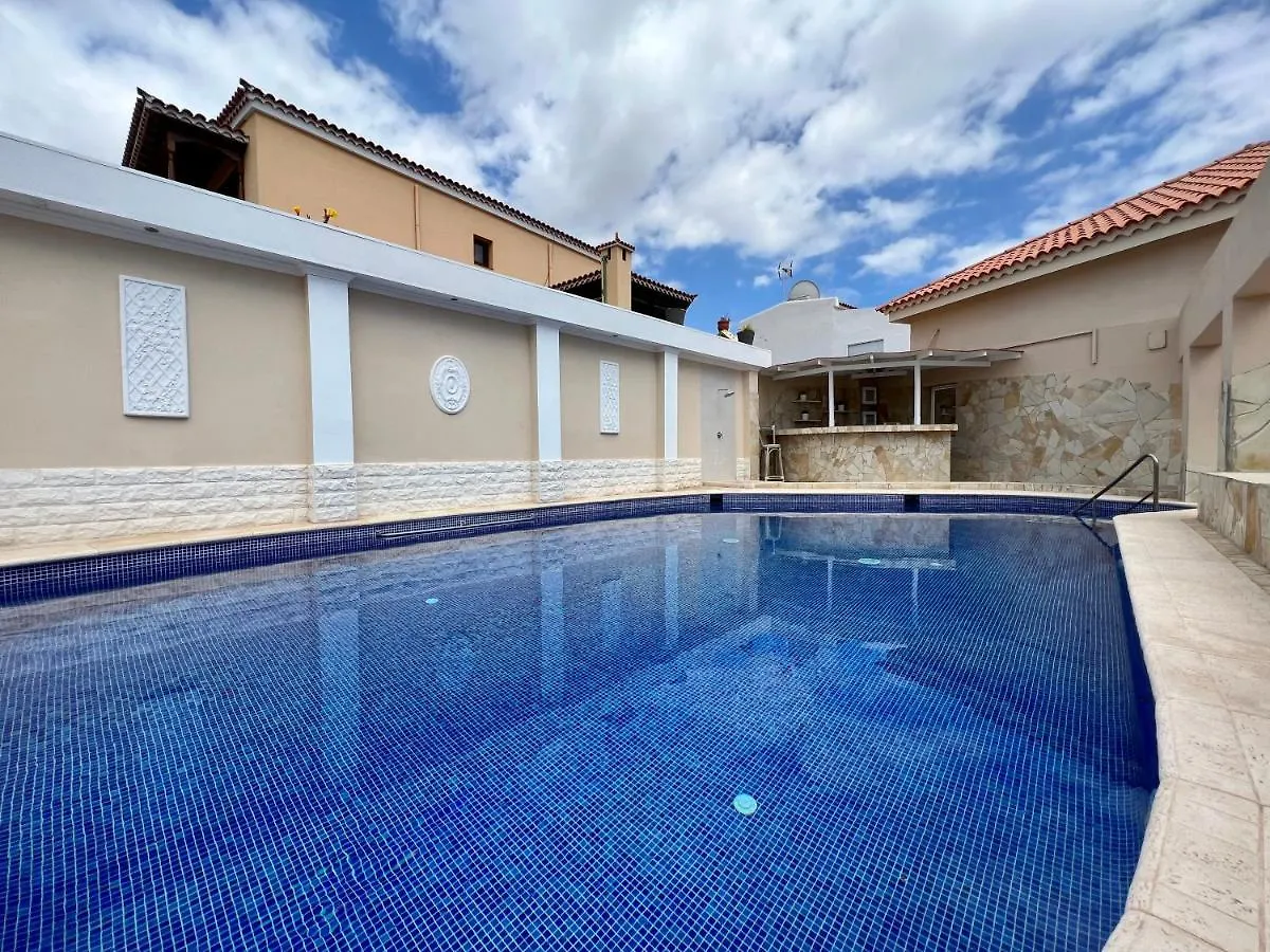 אדחה Villa Eden By Altamarhomes 0*,