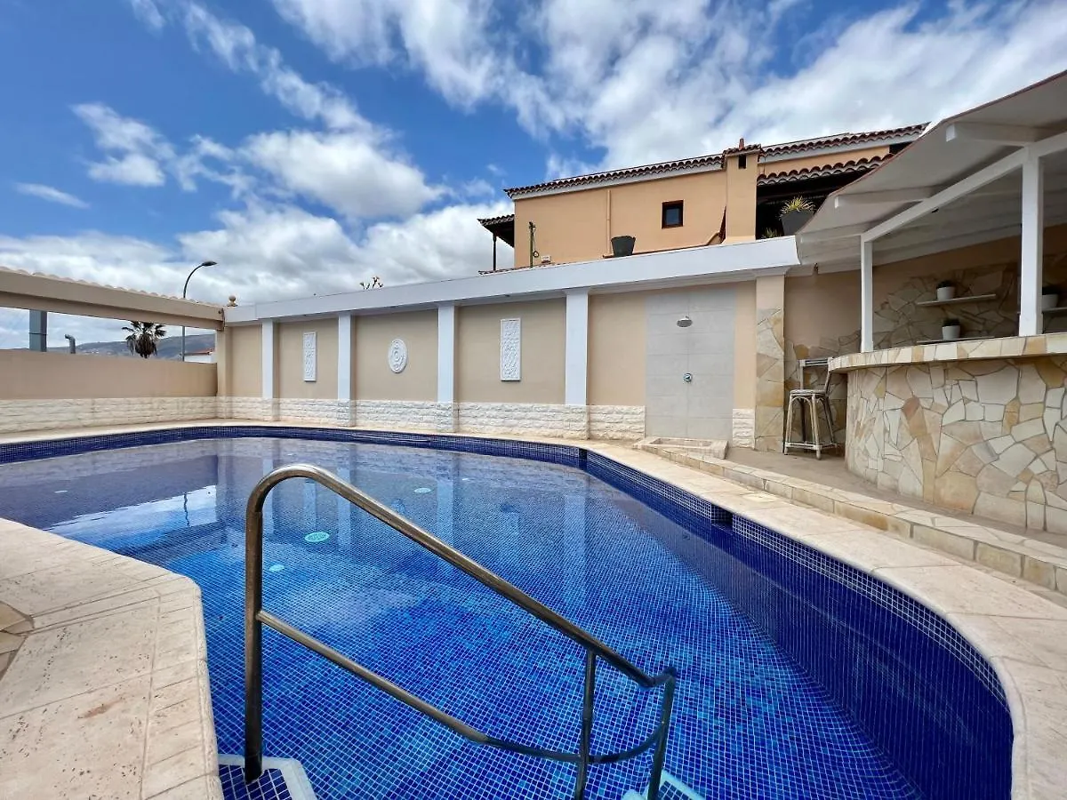אדחה Villa Eden By Altamarhomes 0*,  ספרד