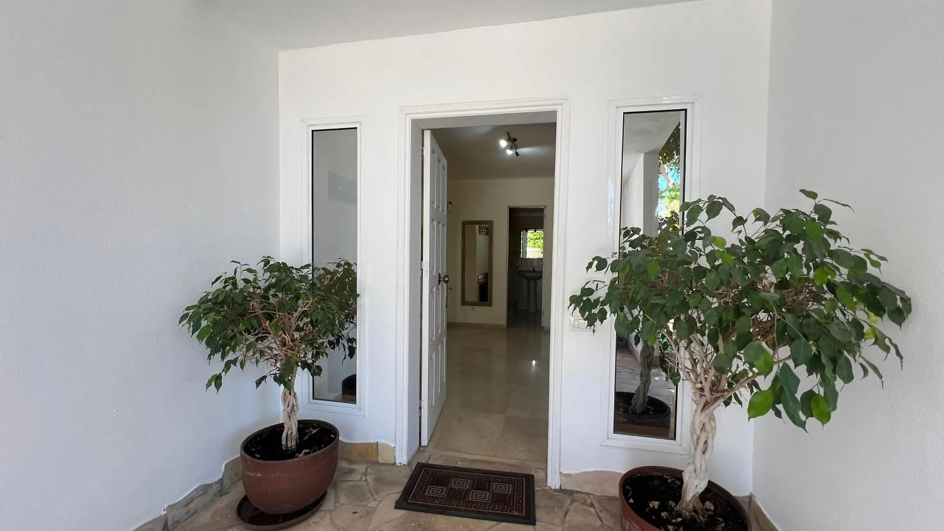אדחה Villa Eden By Altamarhomes