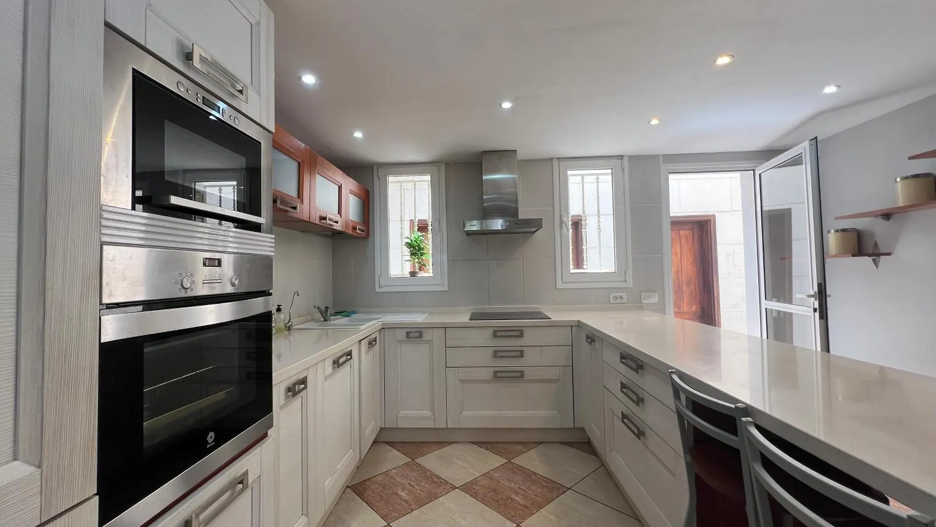 Villa Eden By Altamarhomes アデヘ
